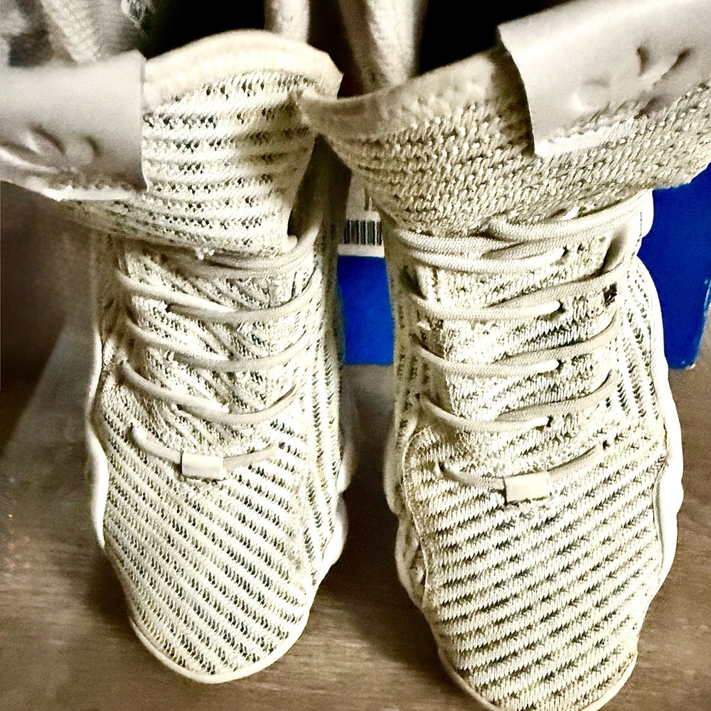 Adidas Women’s Crazy 8 ADV 'White/Grey
Multi', ADV PK “Sesame”, “Ashpea” EUC - Picture 7 of 9
